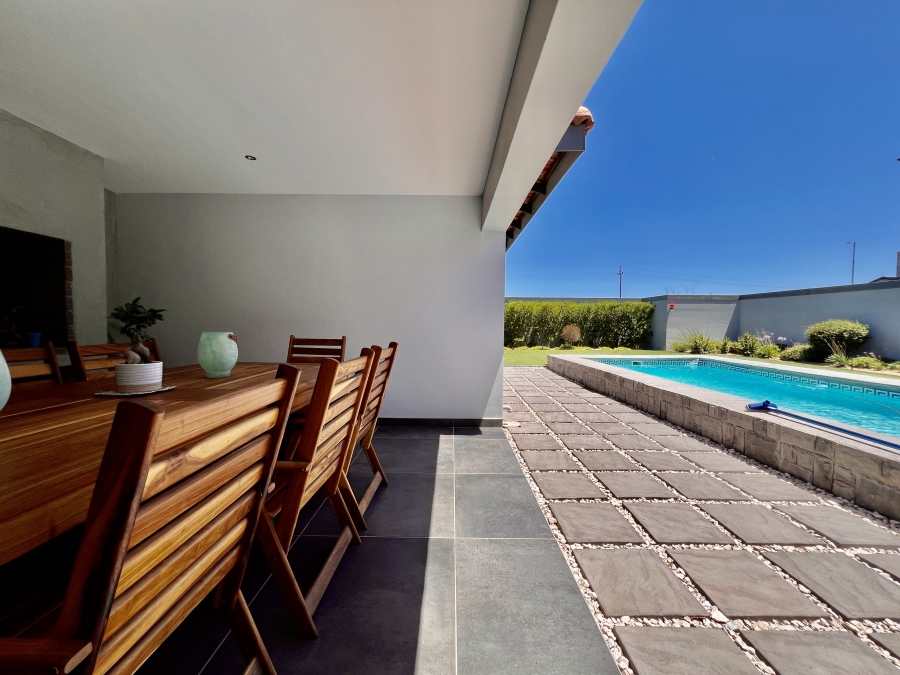 4 Bedroom Property for Sale in Langebaan Country Estate Western Cape